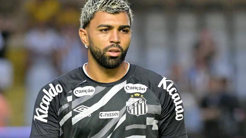 Gabigol passa por cirurgia no púbis em Belo Horizonte