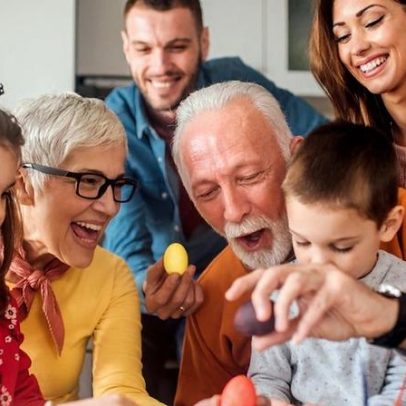 10 formas especiais de celebrar a Páscoa com netos que não vão à igreja