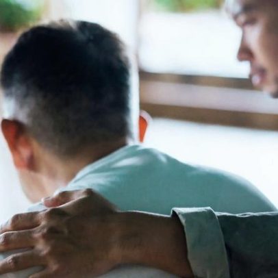 10 Orações de conforto para um amigo enlutado