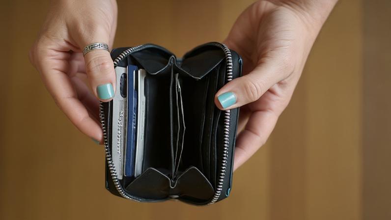 Dentro da média brasileira, 49% afirmaram estar muito preocupadas com a queda no poder financeiro e 39% possuem algum grau de preocupação com o assunto
