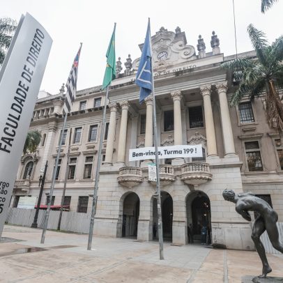 USP propõe gratificação de até R$ 4,5 mil para docentes