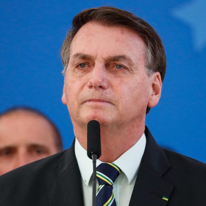 Bolsonaro recebe alta médica e inicia prisão domiciliar