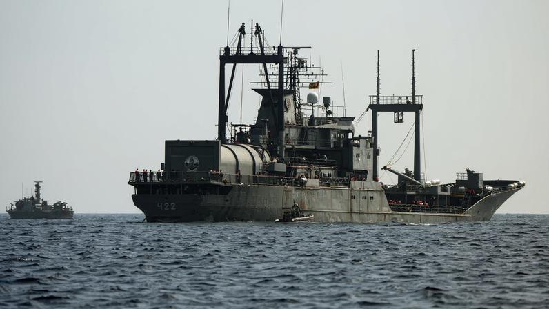 Sri Lanka Navy conducts rescue operations off the coast of Colombo