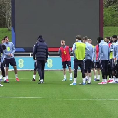 Ben White treina com a Inglaterra pela primeira vez desde 2022
