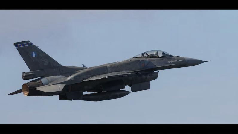 F-16 da Ucrânia ficaram sem mísseis americanos por semanas