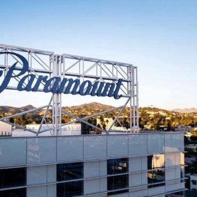 Fitch rebaixa Paramount e Skydance a rating de lixo após aquisição da Warner