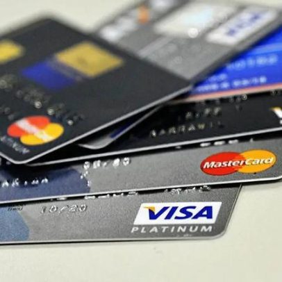 Juros do rotativo do cartão chegam a 758 mil por minuto