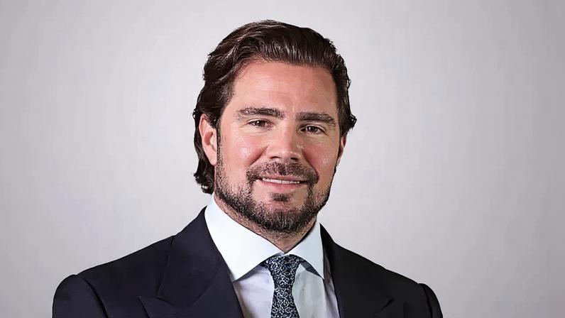 O banqueiro Daniel Vorcaro, do liquidado Banco Master. (Foto: Márcio Gustavo Vasconcelos/Wikimedia Commons)