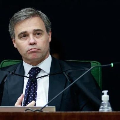 Mendonça atende PF e prorroga em 60 dias o inquérito do Banco Master