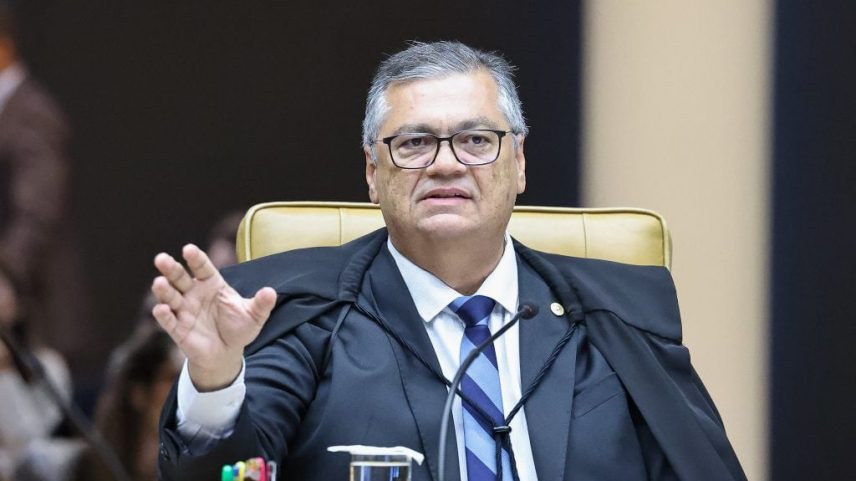 Ministro Flávio Dino na sessão plenária do STF