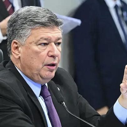 Viana quer ouvir Flávio Dino sobre decisão que suspendeu quebras de sigilo