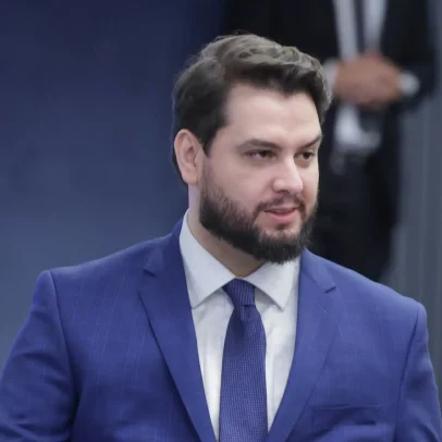 Polícia Penal justifica transferência de Filipe Martins sem aval de Moraes por urgência