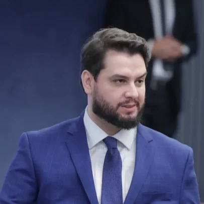 Presídio reforça segurança de Filipe Martins após pressão