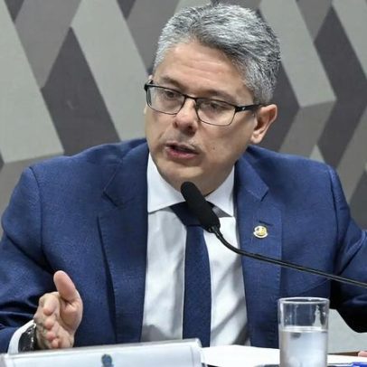 Senador critica decisão de Gilmar Mendes para manter sigilo da Maridt