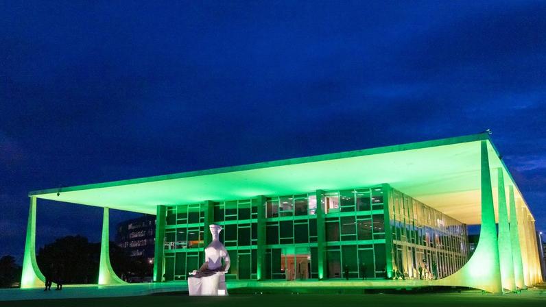 Brasília (DF), 25/02/2026 - STF Iluminado (Verde e Amarelo) - Dia da Conquista do Voto Feminino no Brasil