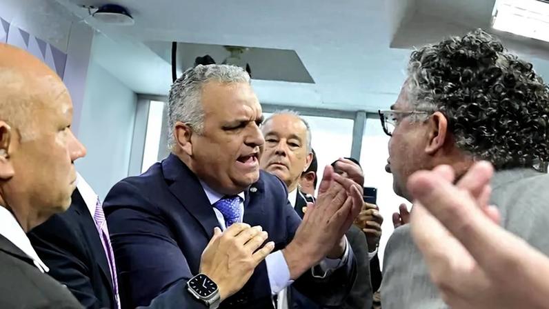 Decisão do Flávio Dino de suspender quebra de sigilo por votação em bloco provocou reação da CPMI do INSS. (Foto: Geraldo Magela/Agência Senado)