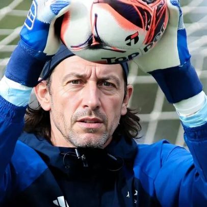 Cássio evolui na recuperação e empolga Cruzeiro