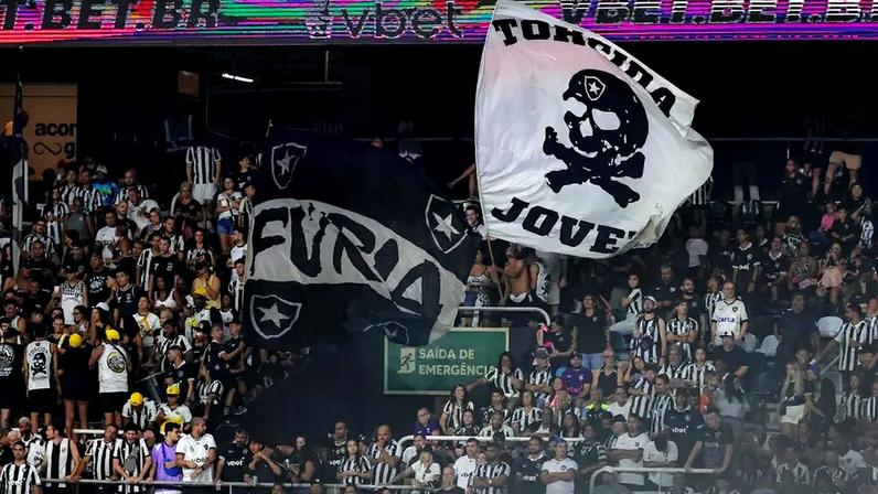 Torcida do Botafogo no Nilton Santos (Foto: Arthur Barreto/Botafogo)