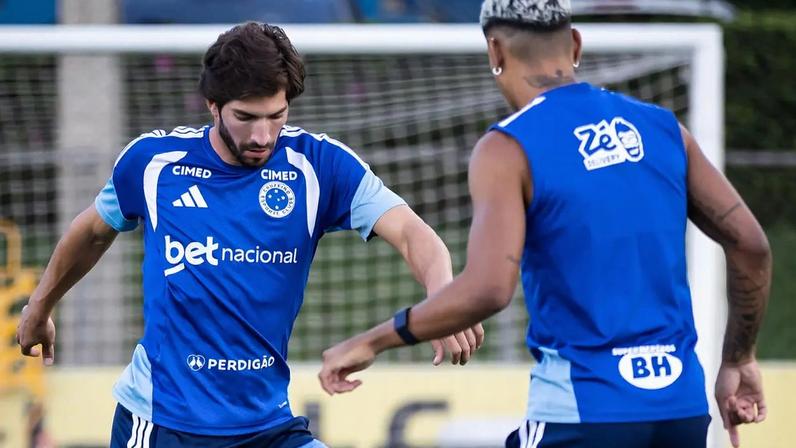 Treino, na Toca 2 (Foto: Gustavo Aleixo/Cruzeiro)