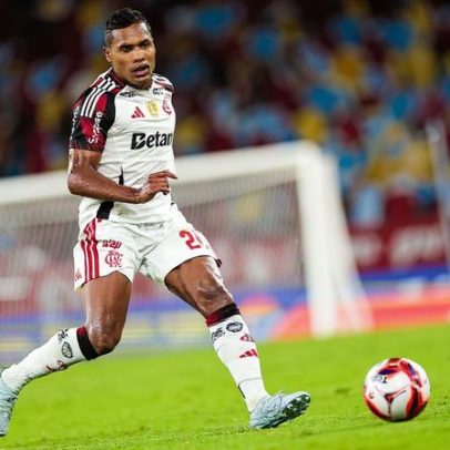 Lesão leve de Alex Sandro pode garantir estreia do Flamengo na Libertadores