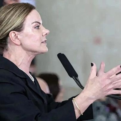 Gleisi acusa Nikolas Ferreira de usar jatinho de Vorcaro em campanha