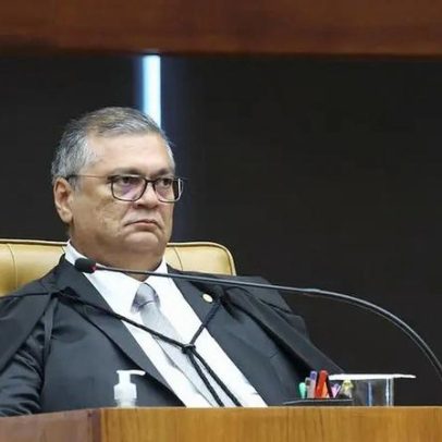Dino suspende quebra de sigilo de Lulinha na CPMI do INSS