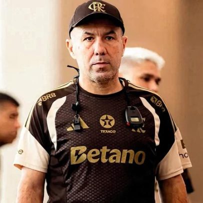 Leonardo Jardim muda a escalação do Flamengo contra o Cruzeiro