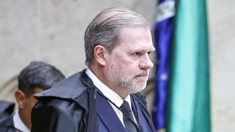 Toffoli se declara suspeito para julgar prisão de Vorcaro