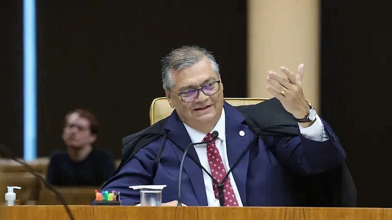 Associação que representa magistrados estaduais diz que Dino tenta "legislar por decisão judicial" ao determinar perda de cargo e salário. (Foto: Luiz Silveira/STF)