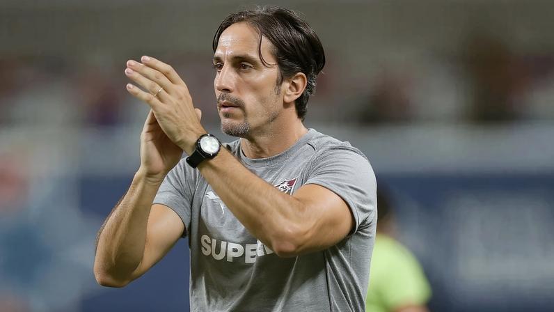 Zubeldía cumpre missão estabelecida para 2025 no Fluminense