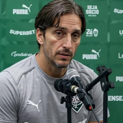 Zubeldía justifica escolha por Savarino e ausência de Cano no Flu