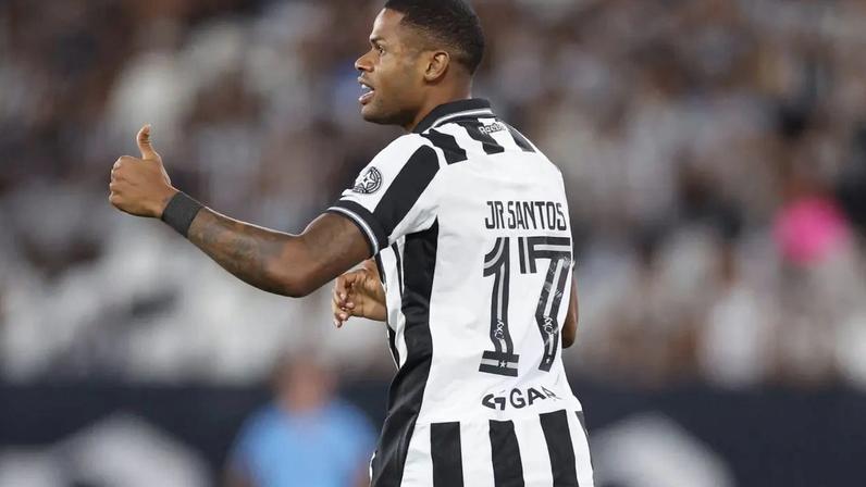 Botafogo amplia elenco: principais contratações do primeiro semestre