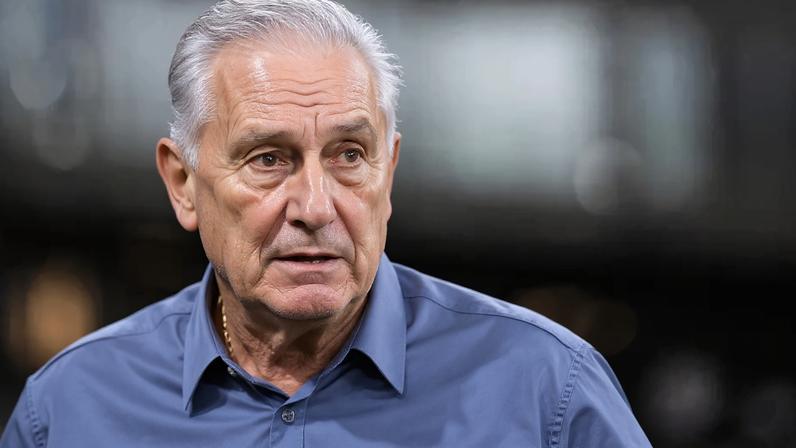 Tite (Foto: Gustavo Aleixo/Cruzeiro)