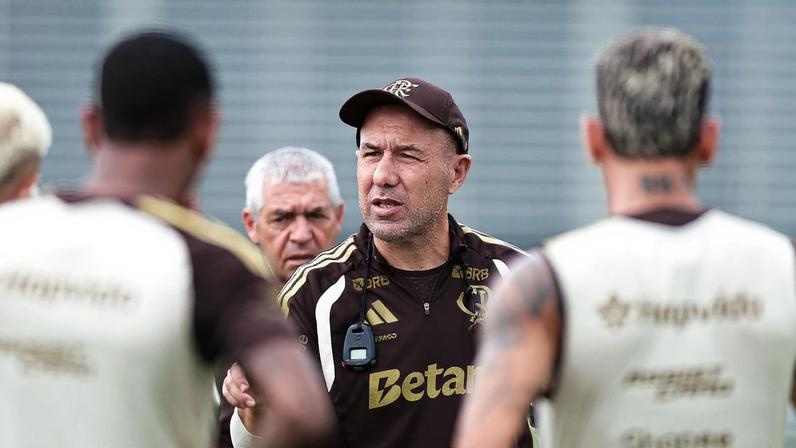 Leonardo Jardim participa do processo de montagem do elenco do Flamengo — Foto: Gilvan de Souza / Flamengo