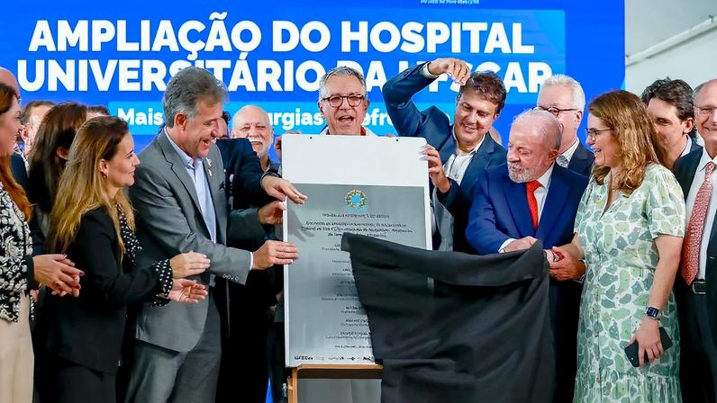 Lula Visita novas áreas do Hospital Universitário da Universidade Federal de São Carlos