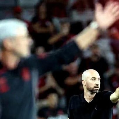 Interino do Botafogo lamenta goleada e comenta problemas extracampo