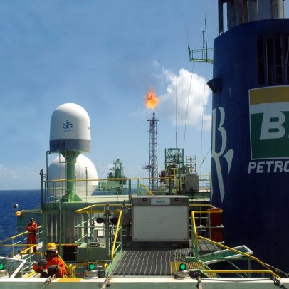 Petrobras aumenta preço do diesel para distribuidoras