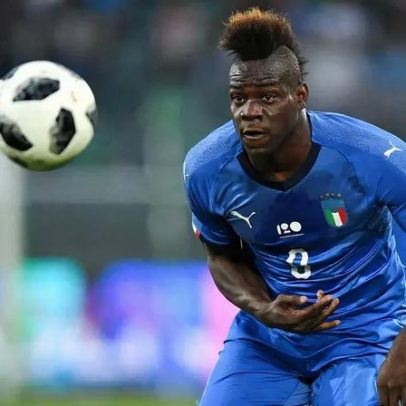 Ex-Flamengo busca Balotelli para campeão brasileiro; negociação travou