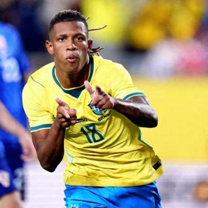 Brasil vence Croácia por 3 a 1 no último teste antes da convocação para a Copa