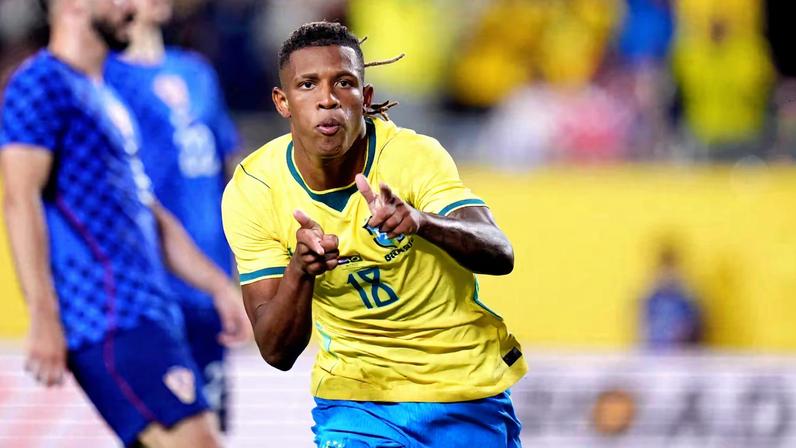 Brasil vence Croácia por 3 a 1 no último teste antes da convocação para a Copa