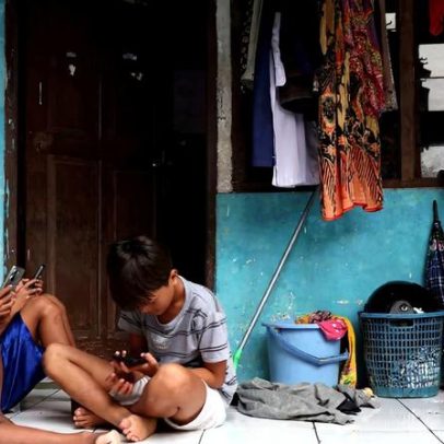Indonésia proíbe uso de redes sociais por menores de 16 anos