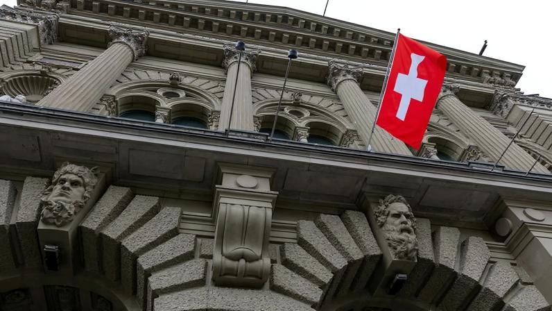 Suíça rejeita dois sobrevoos dos EUA ligados à guerra no Irã; autoriza três