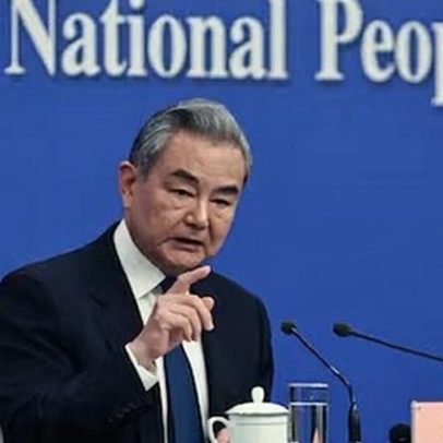 China diz que ataques a Irã não deveriam ocorrer e não beneficiam ninguém