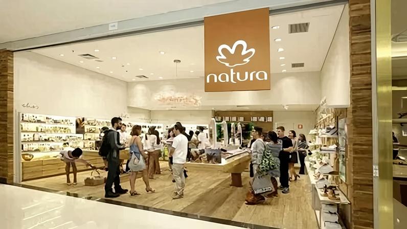Fachada de loja da Natura