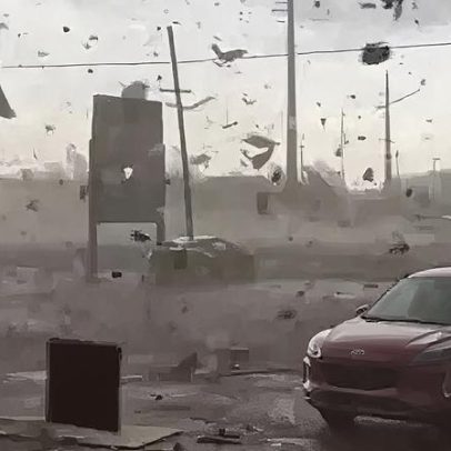 Tempestades e tornados mortais atingem o Michigan