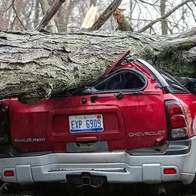 Pelo menos seis mortos após tornados atingirem Michigan e Oklahoma
