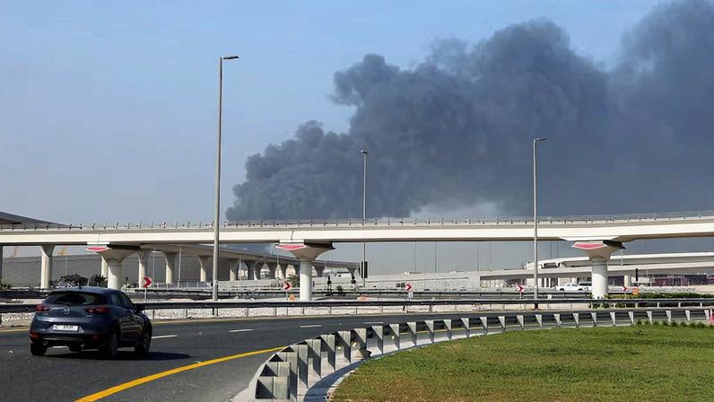Smoke billows from Jebel Ali port after an Iranian attack, following United States and Israel strikes on Iran, in Dubai, United Arab Emirates, March 1, 2026. REUTERS/Raghed Waked TPX IMAGES OF THE DAY