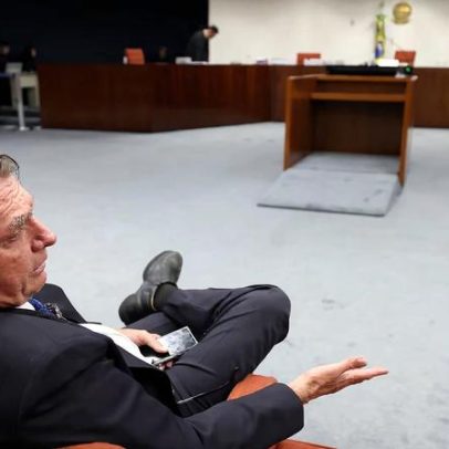 Moraes mostra diários de Bolsonaro em decisão de prisão domiciliar