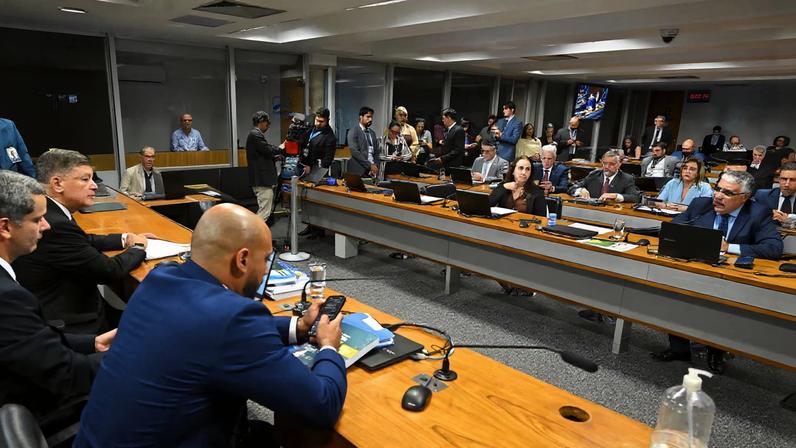 Instalada em agosto de 2025, CPMI sobre fraudes no INSS termina neste sábado (28)