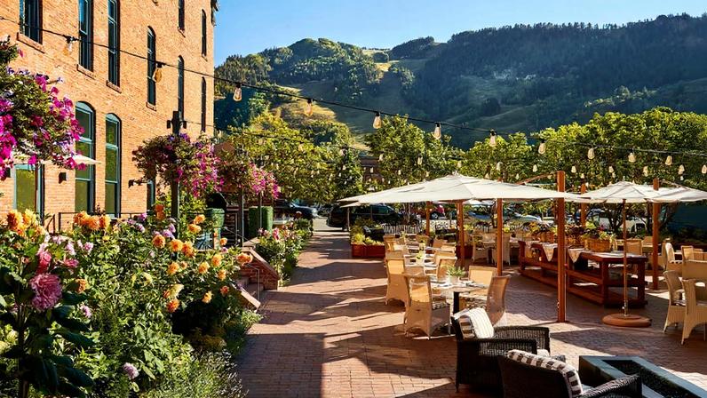 A ascensão das feiras de arte de destino